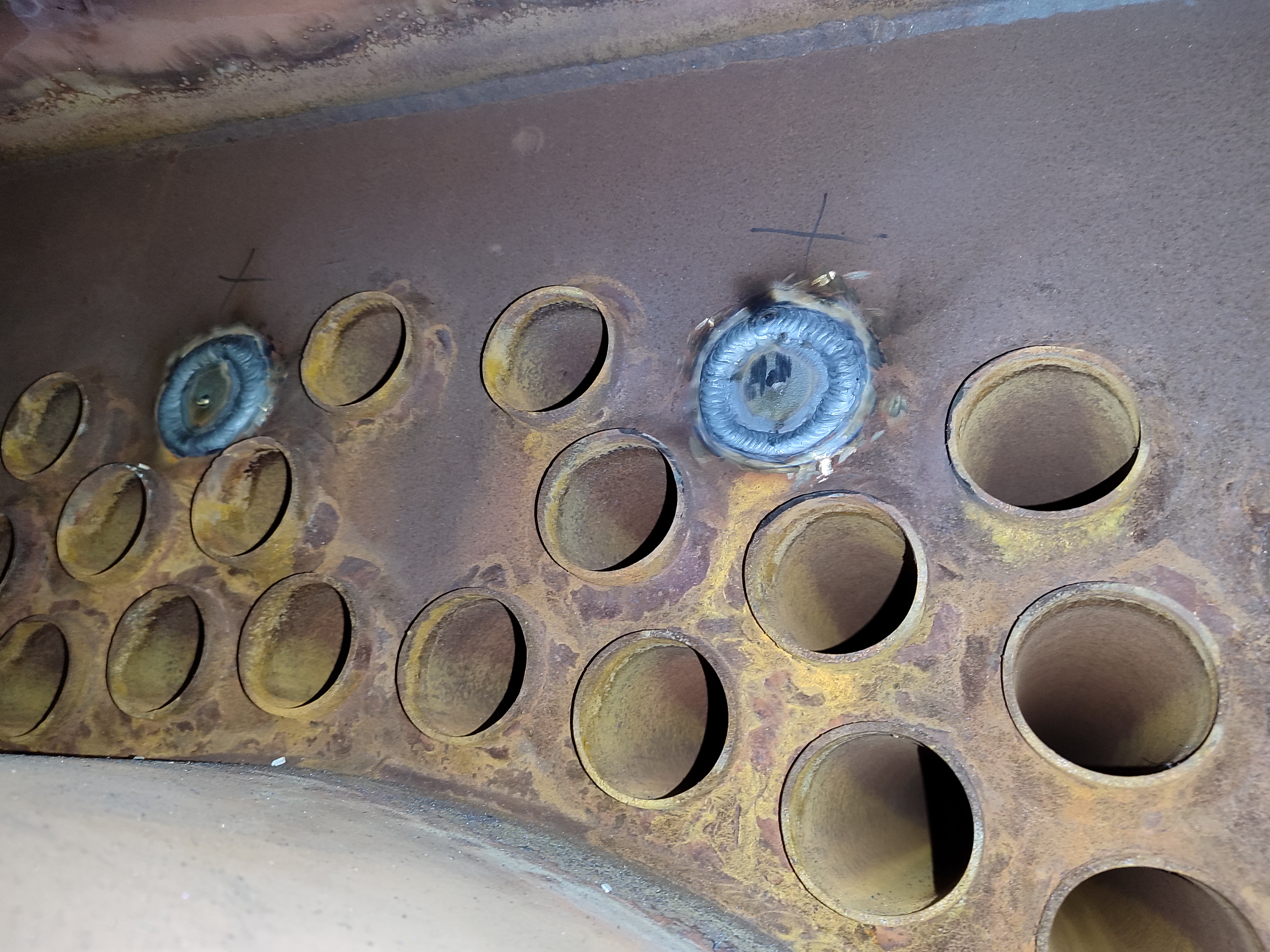 Reparaciones y <br>modificaciones